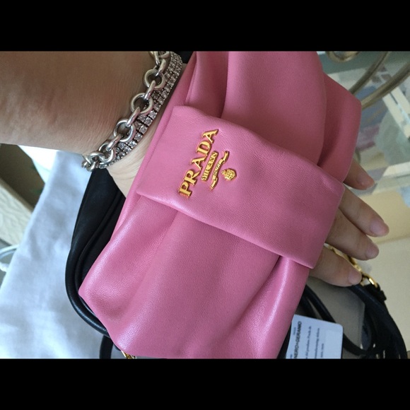 Prada bag - Picture 2 of 9